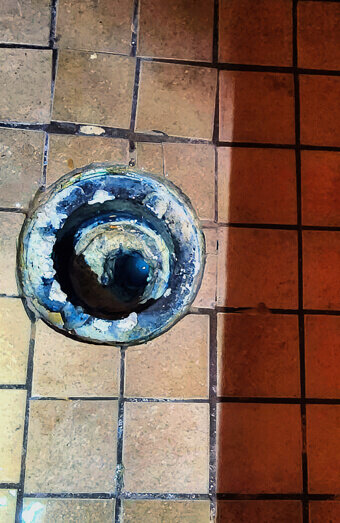 https://blockeddrainscarine.com.au/uploads/2025/07/blocked-shower-drains-31085.jpg