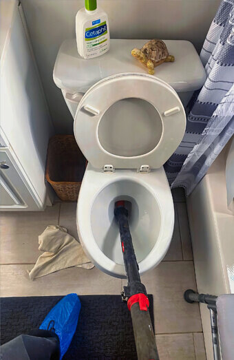 https://blockeddrainscarine.com.au/uploads/2025/07/blocked-toilet-54169.jpg