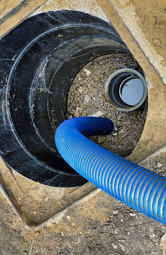 https://blockeddrainscarine.com.au/uploads/2025/07/pipe-relining-56969.jpg
